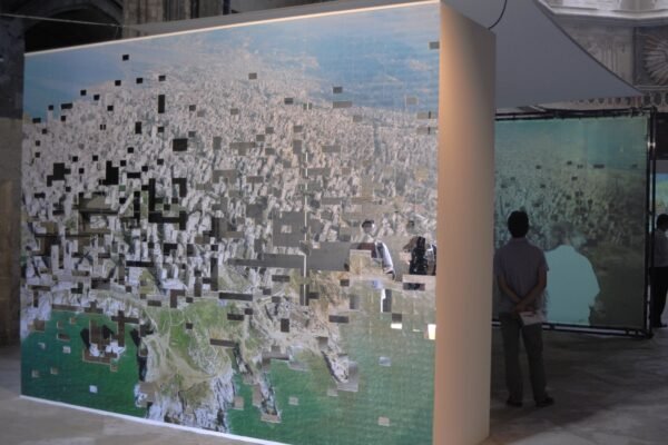 CircleHistory-Avignon-exDSCcr copy_high