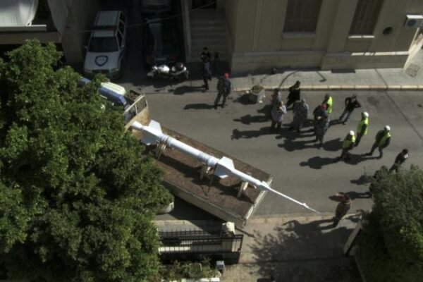 08- The rocket arriving at the University Hagazian, in Kantari Beirut