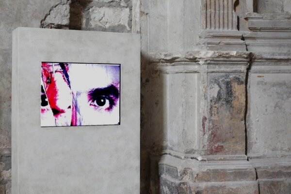 P197-Avignon-Always with you p 197