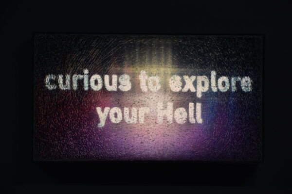 DSC_7574 Curious to explore face _high